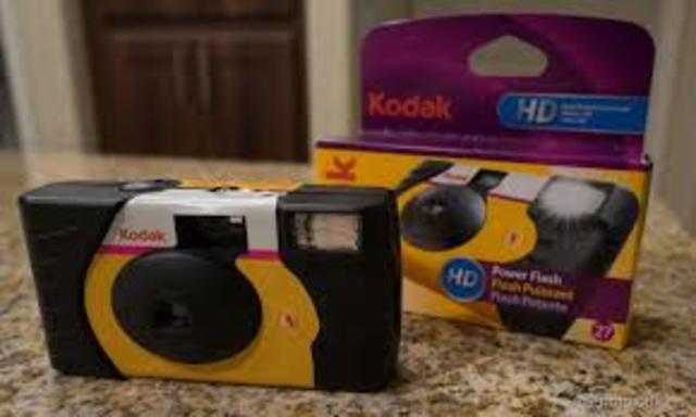 Фотоаппараты от Kodak пользуются большой популярностью среди пользователей. Чем отличаются данные устройства от других В статье вы найдете обзор пленочных и цифровых фотокамер моментальной печати Mini Shot, а также других моделей.