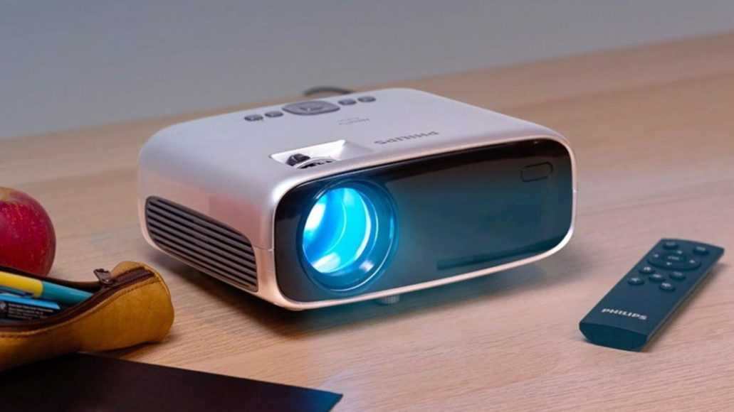 Чем отличаются мини-проекторы Выбираем карманные маленькие видеопроекторы для дома. Рассмотрим обзор компактных мобильных моделей. Как выбрать такую технику На какие виды она делится