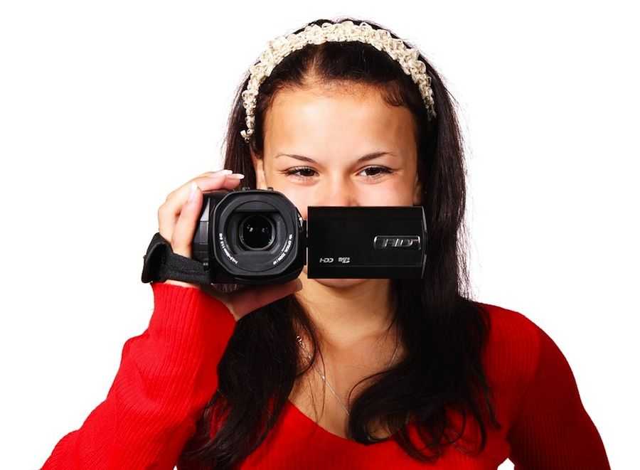 Камеры sony для блога: обзор моделей видеокамер для блогера и для съемок видео на youtube, критерии выбора