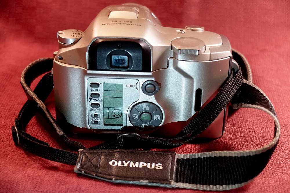 Olympus 5000. Фотоаппарат Olympus superzoom 140.