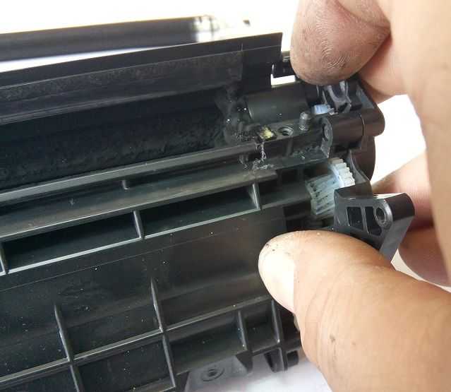 После заправки картриджи canon не печатают. Canon FX-10/703 принтер. Перезагрузить принтер Кэнон. Пружины для картриджа 12а. Картридж fx10 заправка.