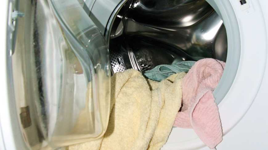 Почему стиральная машина не отжимает и не сливает воду, причины