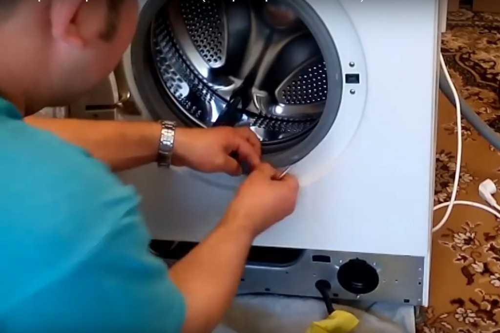 Стиральная машина не отжимает белье: почему не работает отжим?