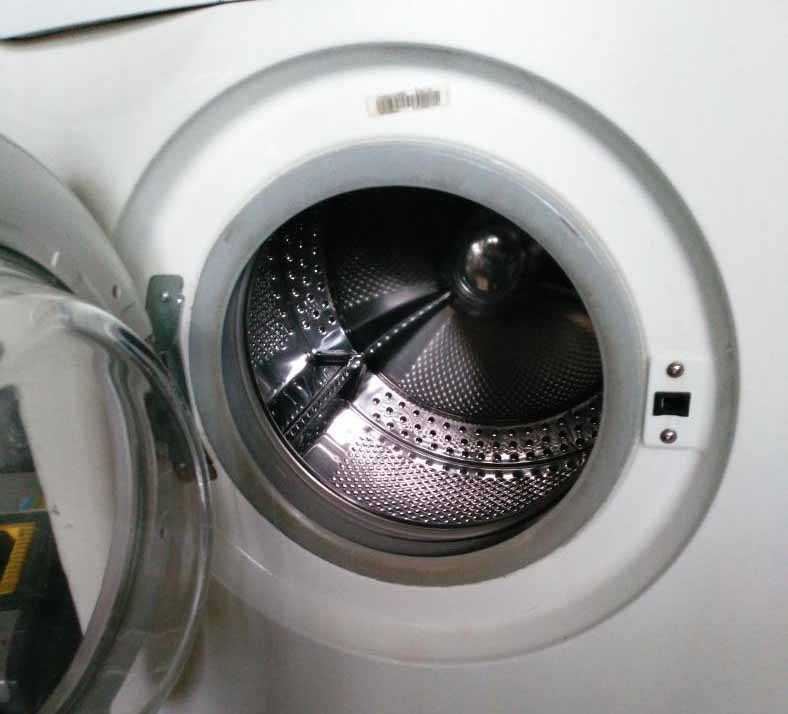 Стиральная машина не сливает воду: причины поломки,что делать