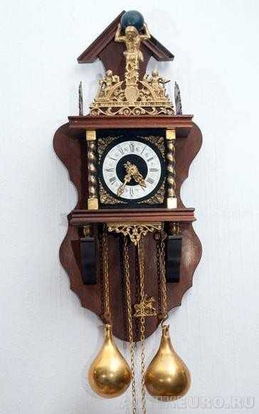 Настенные часы с боем (31 фото): особенности механических часов, обзор старинной модели «янтарь» и «очз», немецкие антикварные часы в деревянном корпусе