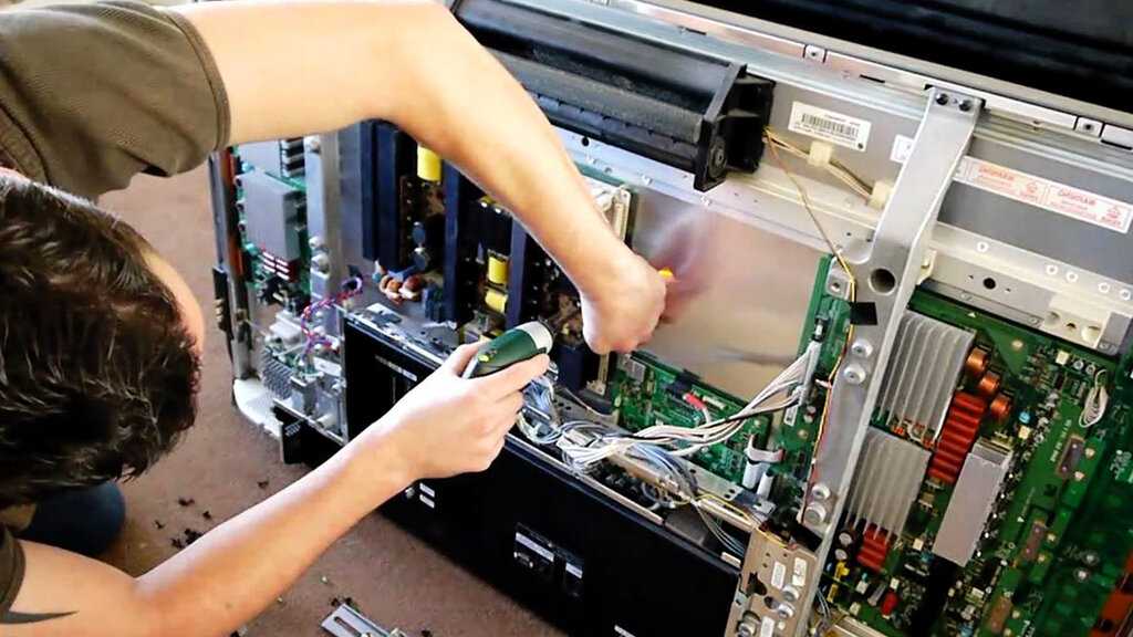 Ремонт телевизоров samsung: как отремонтировать led-телевизор своими руками, если он не включается? неисправности жк и плазменных телевизоров