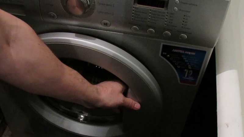 Как разблокировать стиральную машину - открыть дверцу (люк)