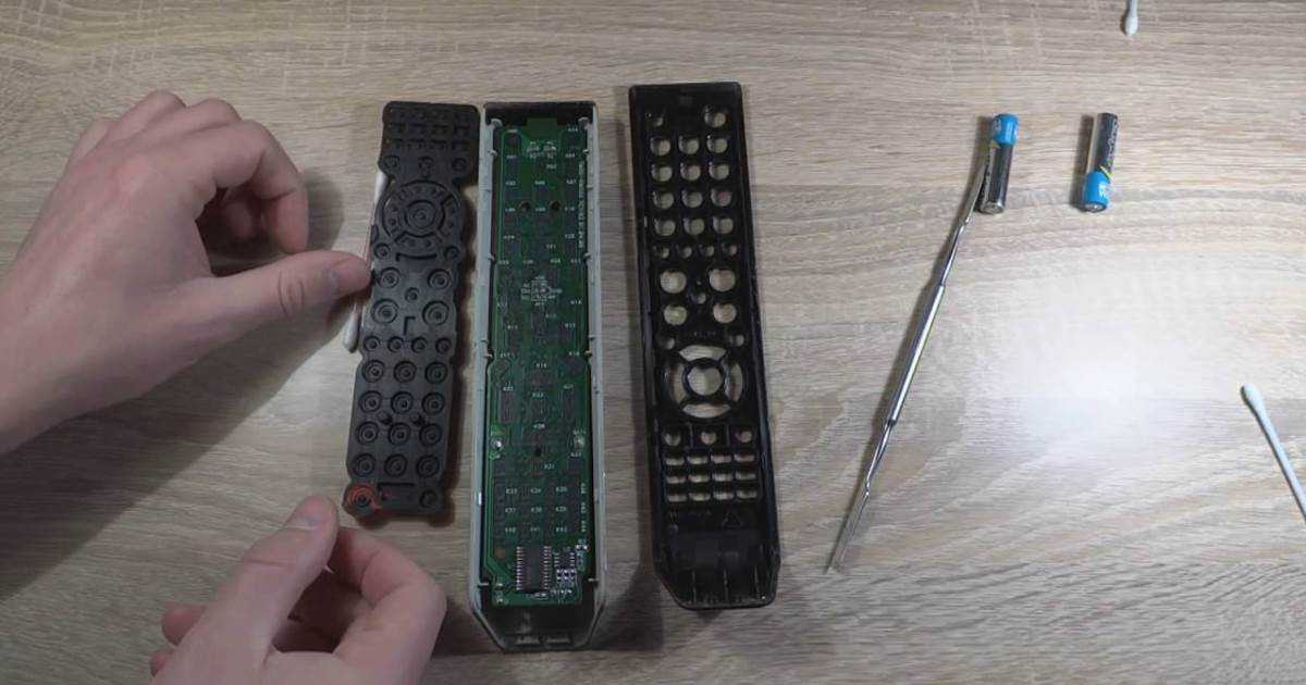 Как разобрать пульт от телевизора samsung smart tv, если не работает? особенности ремонта. как открыть пульт с тачпадом?