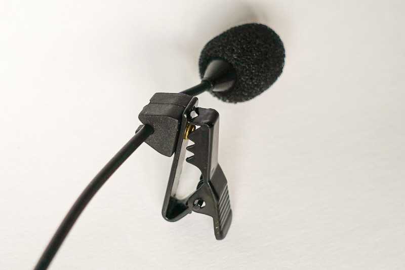 Беспроводные микрофоны-петлички: особенности, обзор моделей, выбор