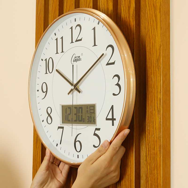 Установить простые часы. Современные настенные часы. Часы в комнату. Часы настенные простые. Часы в спальню настенные.