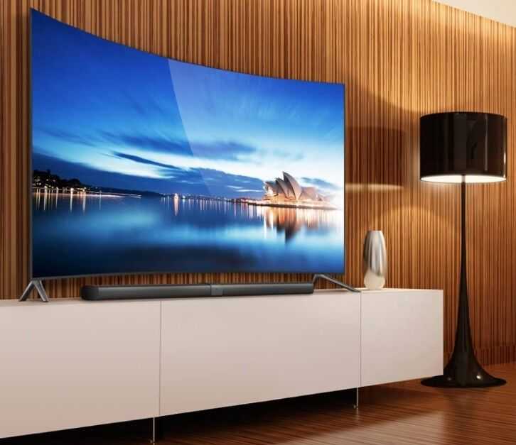 Изогнутые телевизоры samsung: ассортимент моделей с изогнутым экраном. как повесить на стену?