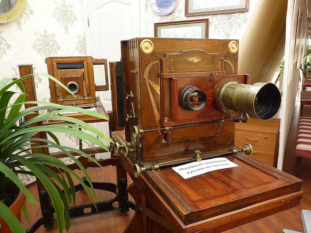 Первый фотоаппарат в мире: каким он был?